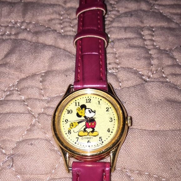 Mickey Mouse Watch - Picture 2 of 3